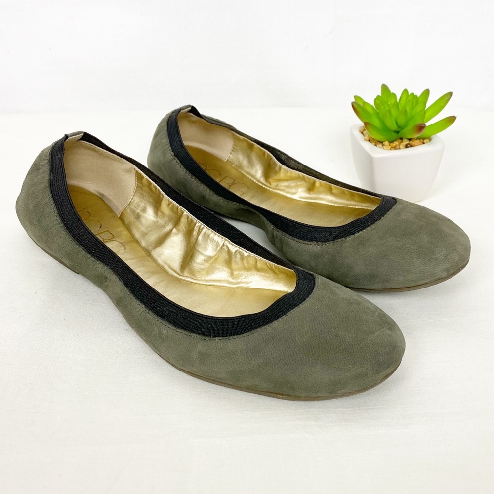 BCBG Paris Moneli Army Green Ballet Flats Size 7.5